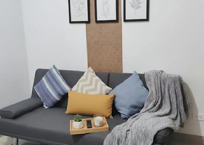 Moa - Aseana Pasay Apartment *